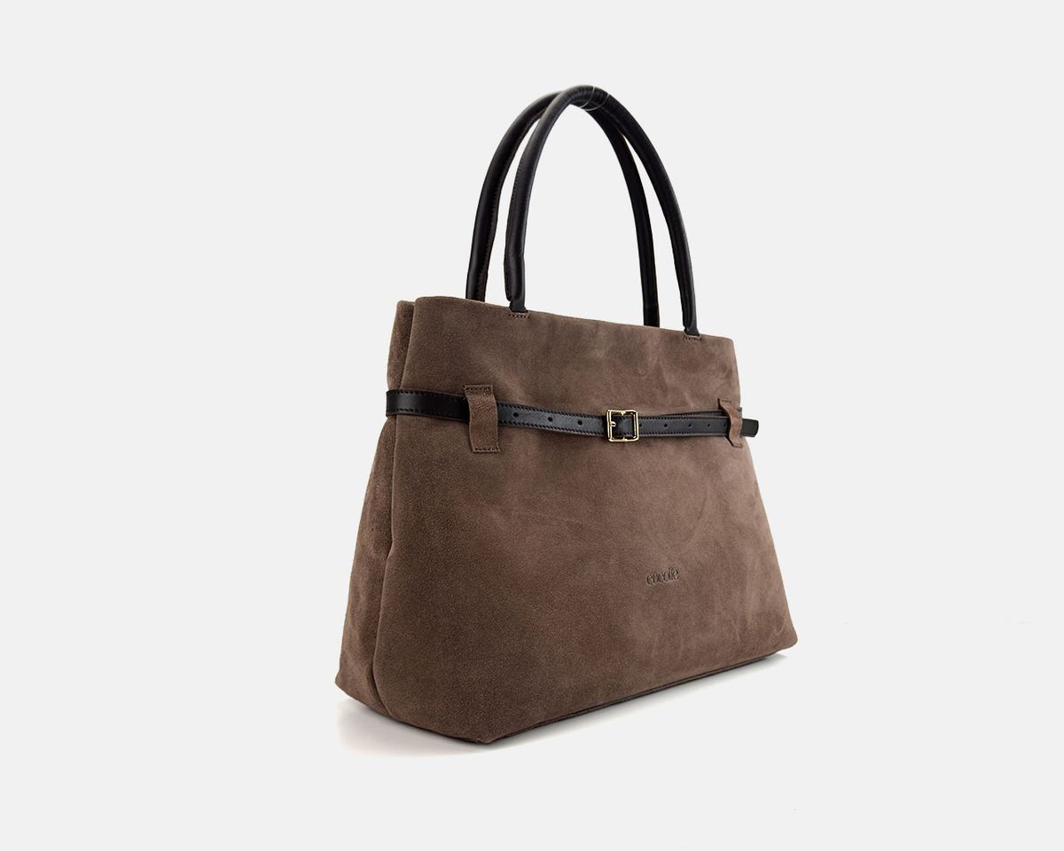 Cuco maxi de serraje taupe en tres cuartos